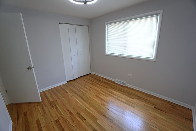 10508 S Bensley Avenue, Chicago, IL 60617