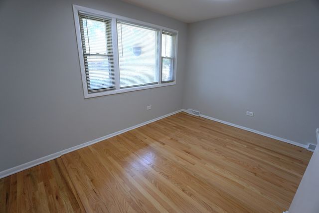 10508 S Bensley Avenue, Chicago, IL 60617