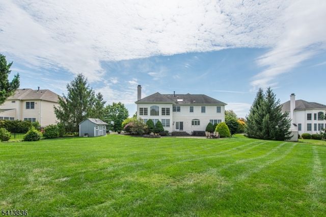 40 Vista Dr, Mount Olive Twp., NJ 07836