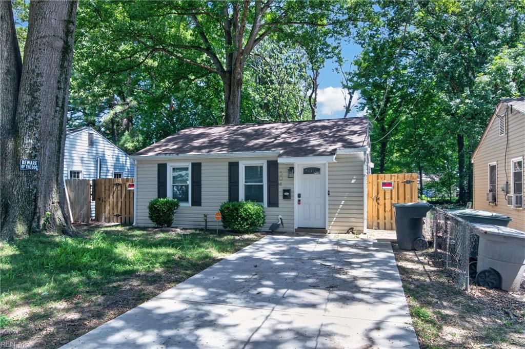 504 Marion RD, Hampton, VA 23663
