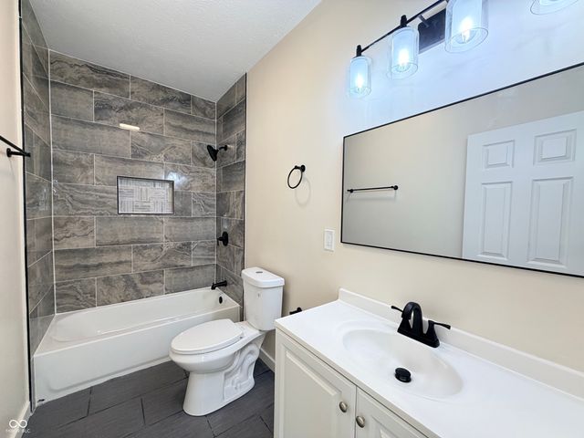1824 N Parker Avenue, Indianapolis, IN 46218