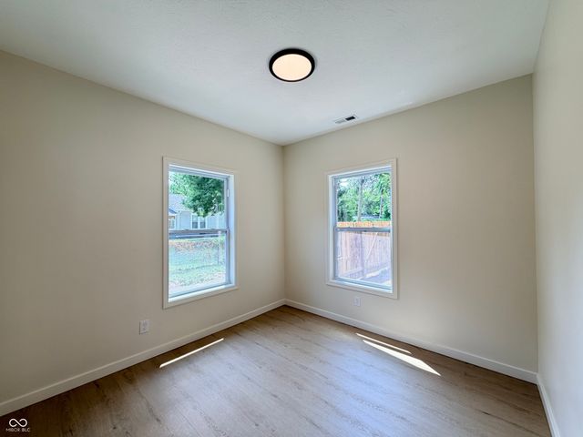 1824 N Parker Avenue, Indianapolis, IN 46218