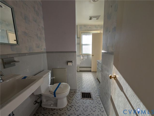 8216 Ireton Rd, Henrico, VA 23228