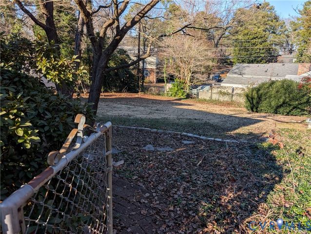 8216 Ireton Rd, Henrico, VA 23228