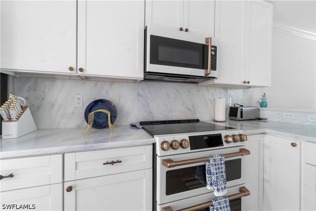 719 Park AVE, Naples, FL 34110