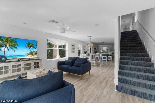 719 Park AVE, Naples, FL 34110