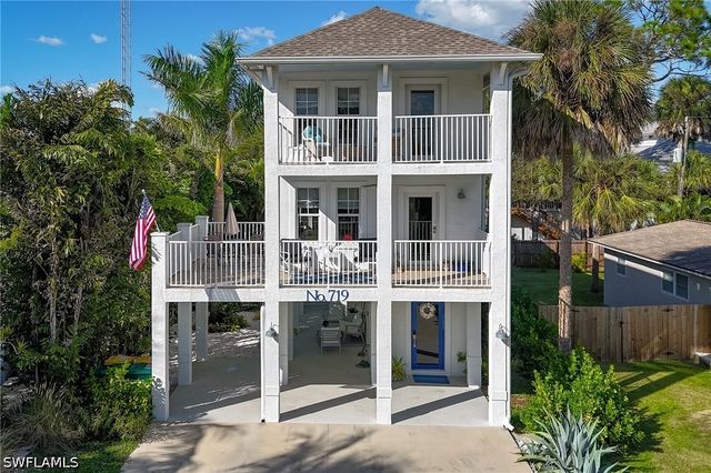 719 Park AVE, Naples, FL 34110