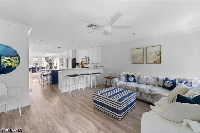 719 Park AVE, Naples, FL 34110