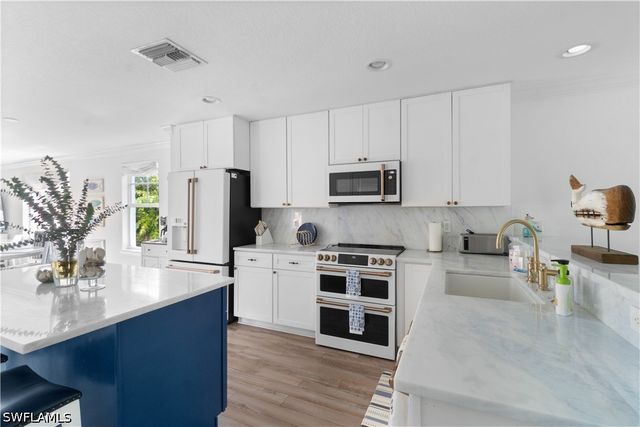719 Park AVE, Naples, FL 34110