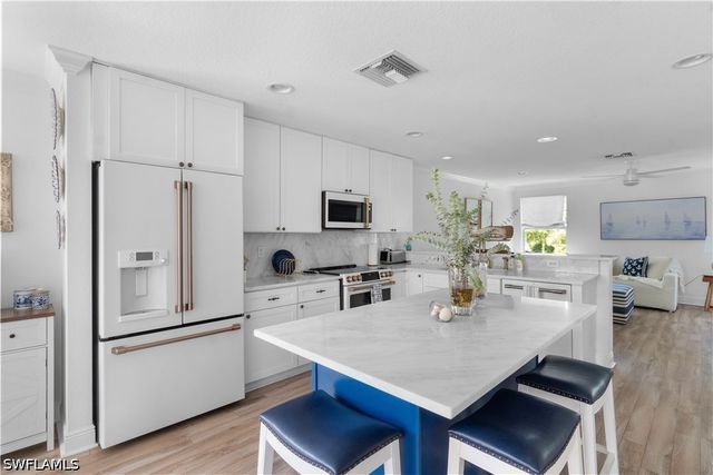 719 Park AVE, Naples, FL 34110