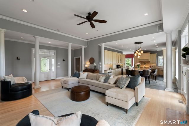 30 Daniel Trace, Burlington, CT 06013