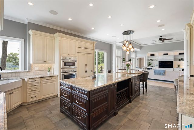 30 Daniel Trace, Burlington, CT 06013
