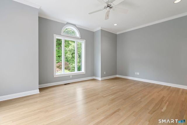 30 Daniel Trace, Burlington, CT 06013