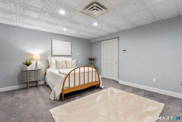 30 Daniel Trace, Burlington, CT 06013