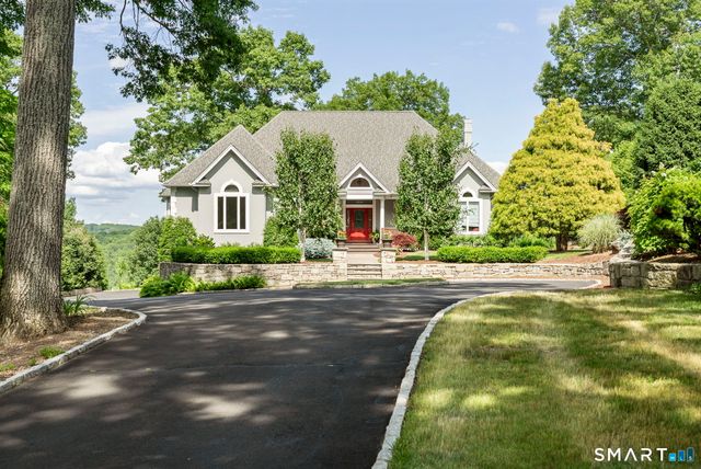 30 Daniel Trace, Burlington, CT 06013