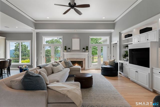30 Daniel Trace, Burlington, CT 06013