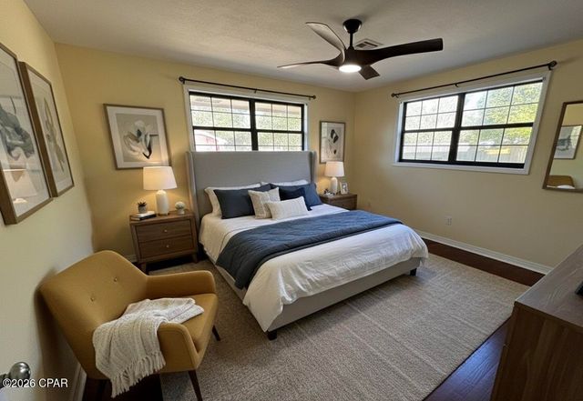 652 N 2nd Street, Chipley, FL 32428