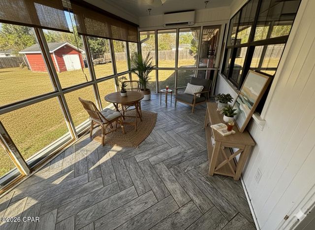 652 N 2nd Street, Chipley, FL 32428