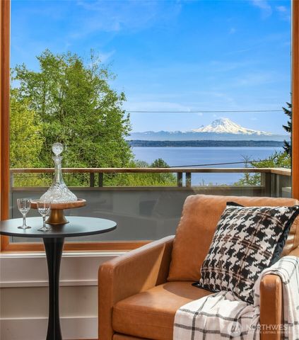 8302 SW Dilworth, Vashon, WA 98070