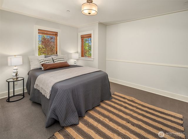 8302 SW Dilworth, Vashon, WA 98070