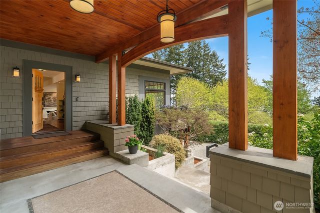 8302 SW Dilworth, Vashon, WA 98070