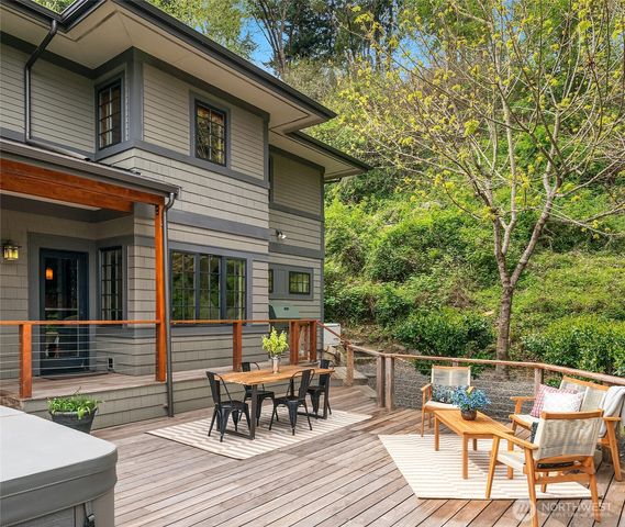 8302 SW Dilworth, Vashon, WA 98070