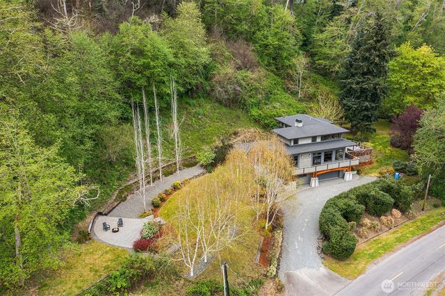 8302 SW Dilworth, Vashon, WA 98070