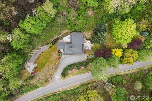 8302 SW Dilworth, Vashon, WA 98070