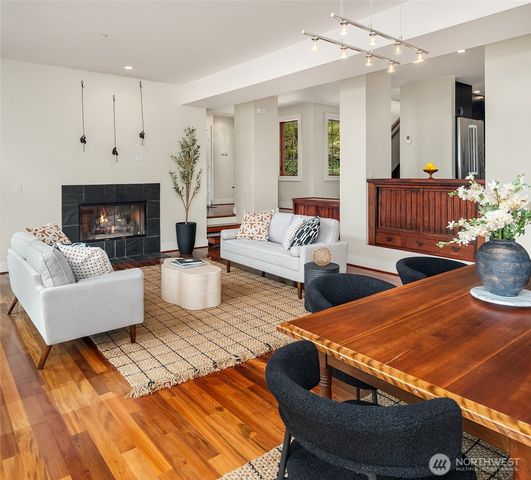8302 SW Dilworth, Vashon, WA 98070