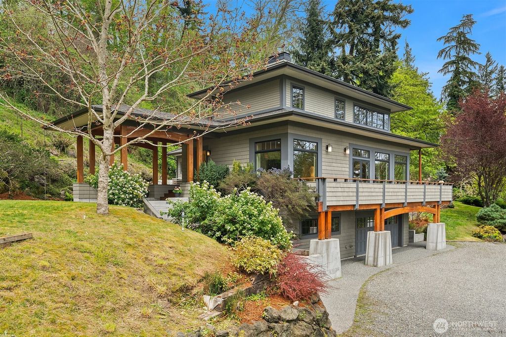 8302 SW Dilworth, Vashon, WA 98070