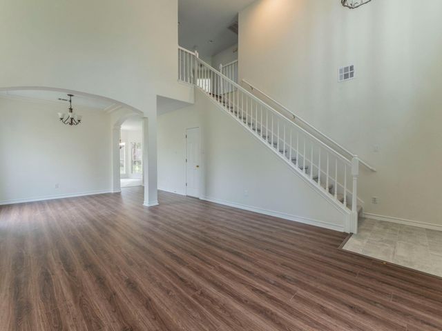 1102 W Park ST, Cedar Park, TX 78613