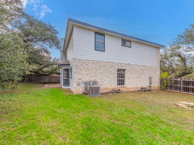 1102 W Park ST, Cedar Park, TX 78613