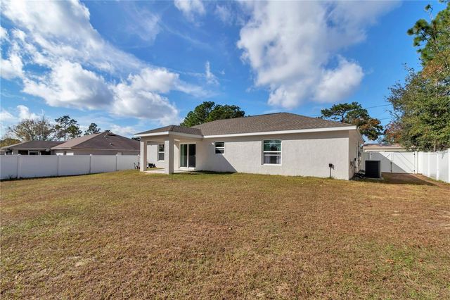 14 MAPLE RUN, Ocala, FL 34472