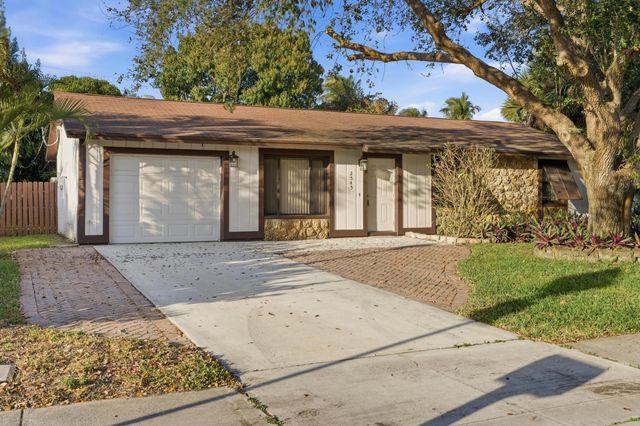 2545 Conroy Drive, North Palm Beach, FL 33403