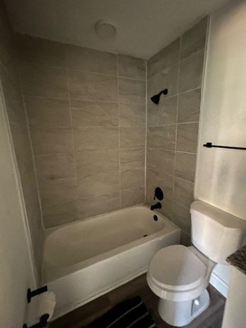 26 Asbury Ln, Hermitage, TN 37076