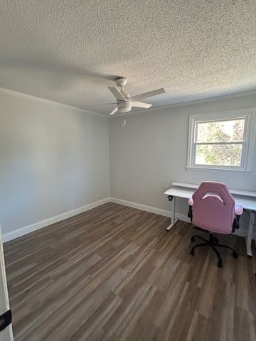 26 Asbury Ln, Hermitage, TN 37076