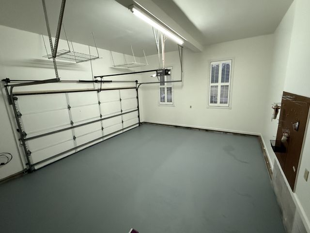 385 Thoroughbred Ln, Hartsville, TN 37074