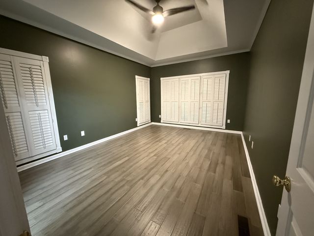 385 Thoroughbred Ln, Hartsville, TN 37074