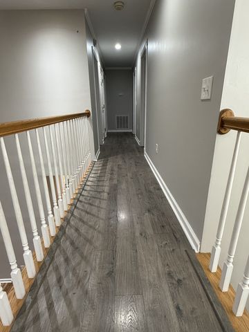 385 Thoroughbred Ln, Hartsville, TN 37074