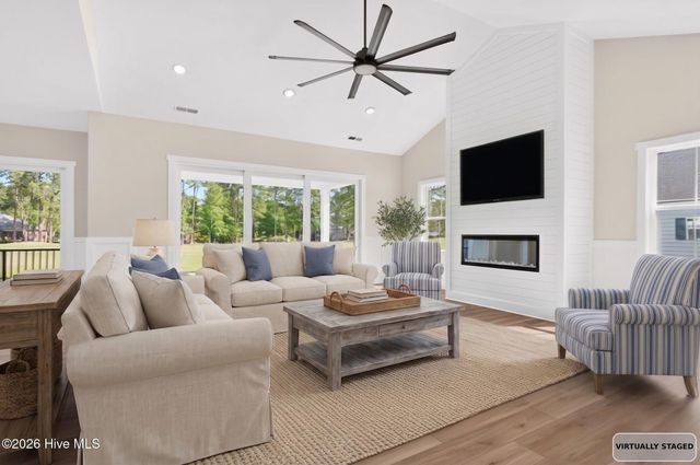 474 S Middleton Drive NW, Calabash, NC 28467