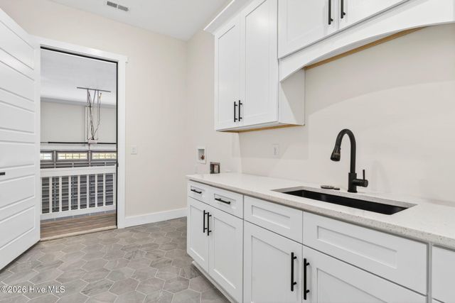 474 S Middleton Drive NW, Calabash, NC 28467