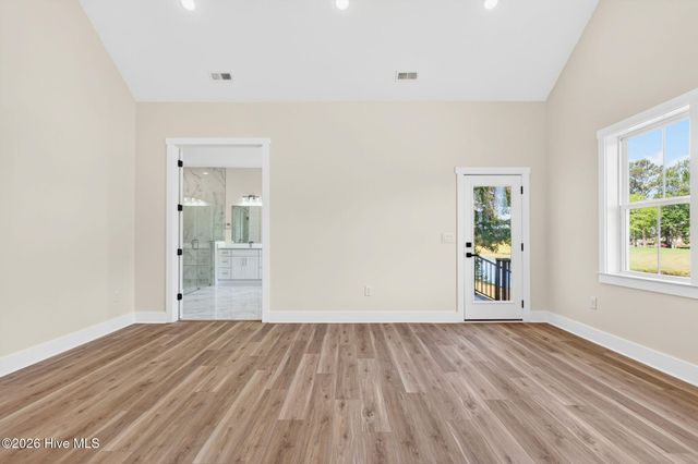 474 S Middleton Drive NW, Calabash, NC 28467