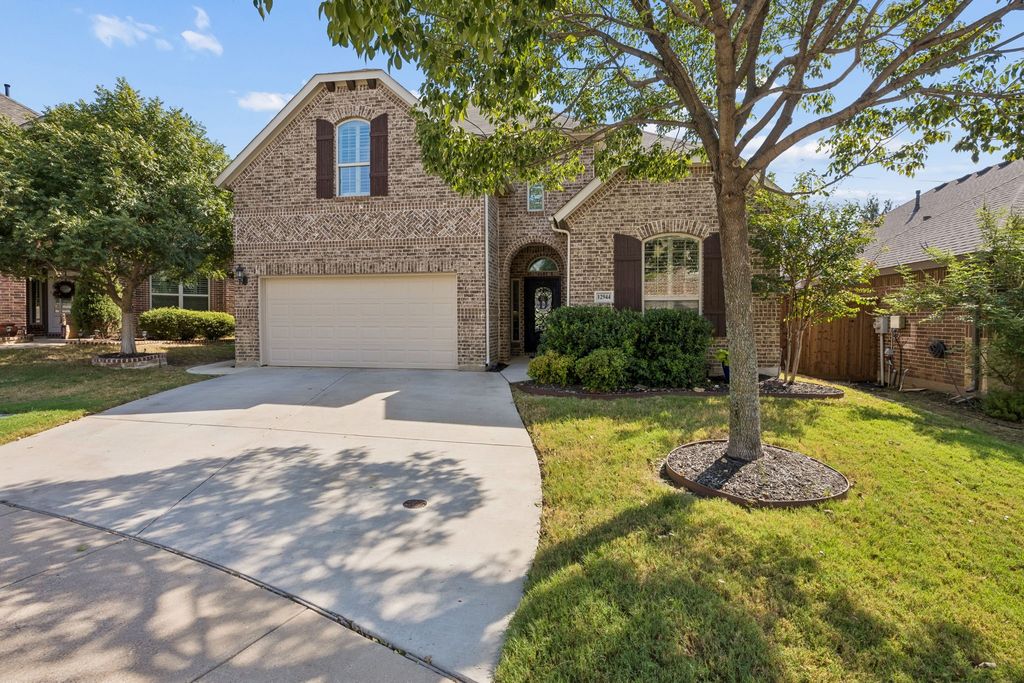 12944 Parade Grounds Lane, Fort Worth, TX 76244