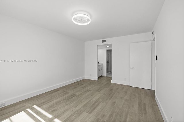 12500 SW 5th Ct 410M, Pembroke Pines, FL 33027