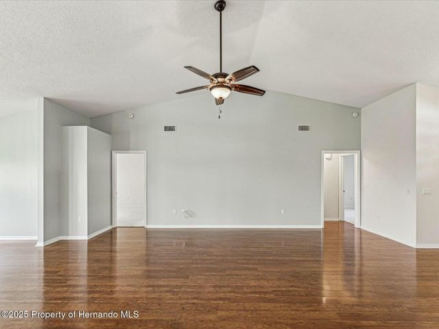 18325 Whitacre Circle, Hudson, FL 34667