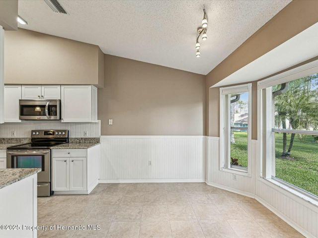 18325 Whitacre Circle, Hudson, FL 34667