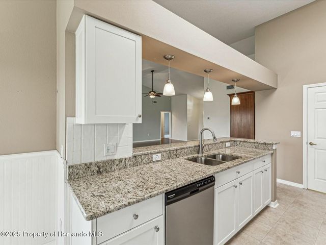 18325 Whitacre Circle, Hudson, FL 34667