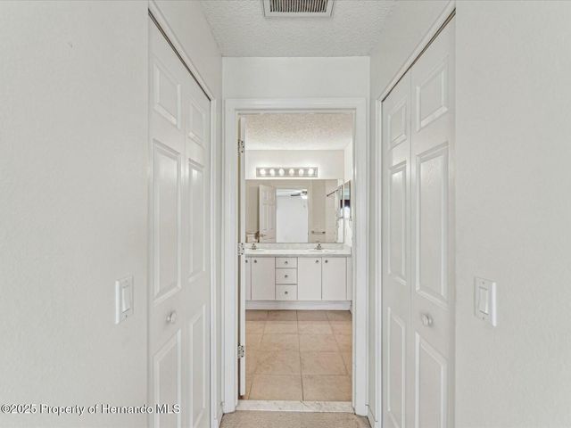 18325 Whitacre Circle, Hudson, FL 34667