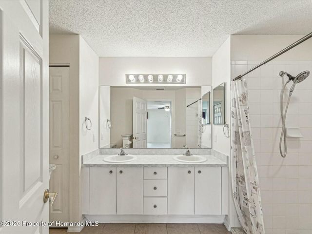 18325 Whitacre Circle, Hudson, FL 34667