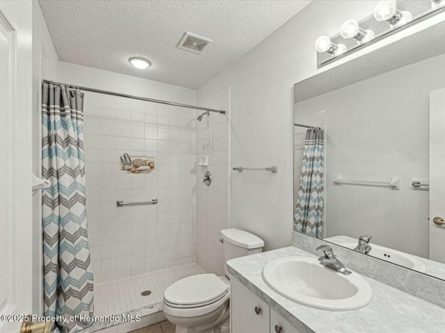 18325 Whitacre Circle, Hudson, FL 34667